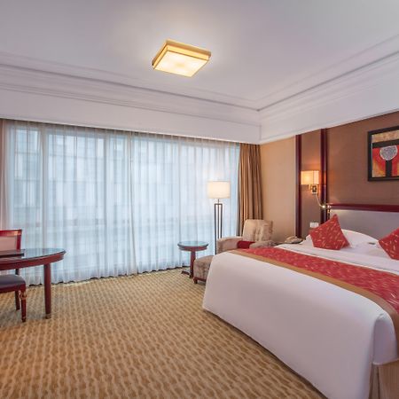 Crowne Plaza City Center Ningbo, An Ihg Hotel - Near Ningbo Railway Station מראה חיצוני תמונה